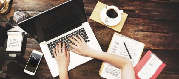 Κοροναϊός : Θετικοί στην εξ αποστάσεως εργασία 7 στους 10 εργαζόμενους στον ιδιωτικό τομέα