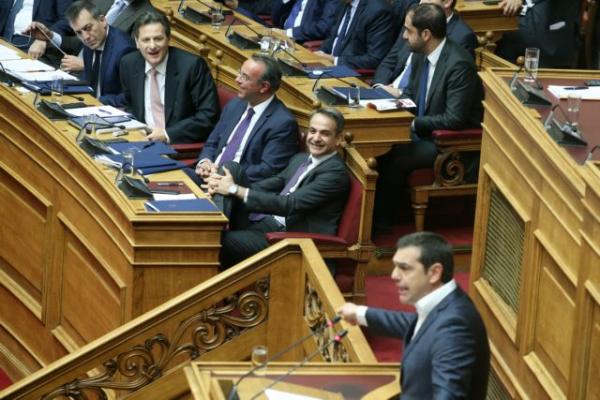 Ακονίζουν μαχαίρια στον ΣΥΡΙΖΑ – Σε καραντίνα η συναίνεση μετά το Πάσχα