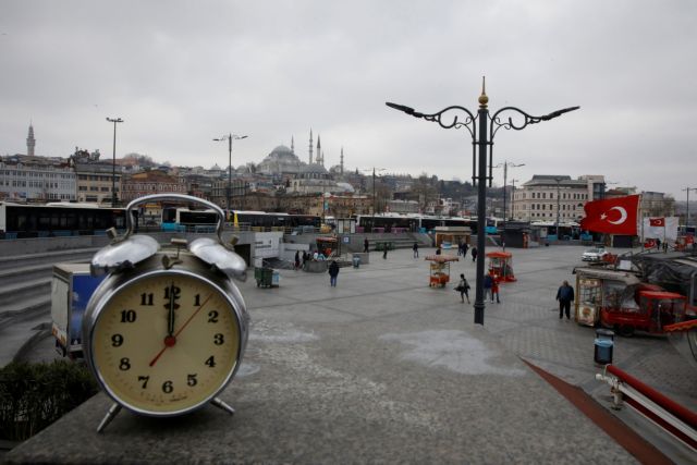 Κοροναϊός : Ραγδαία εξάπλωση του ιού στην Τουρκία - 63 νέοι θάνατοι και 2.148 κρούσματα