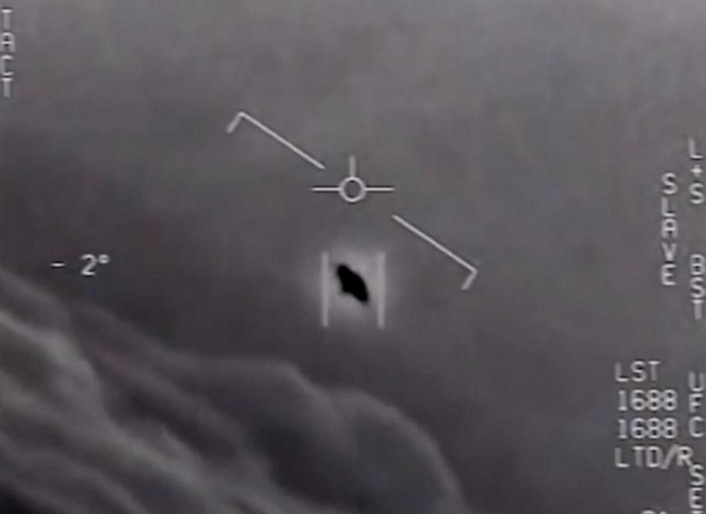 ΗΠΑ : Το Πεντάγωνο έδωσε στη δημοσιότητα τρία βίντεο με UFO