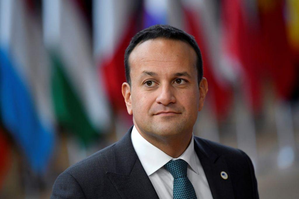 Κοροναϊός : Ο γιατρός-πρωθυπουργός της Ιρλανδίας θα εργάζεται και στο εθνικό σύστημα υγείας