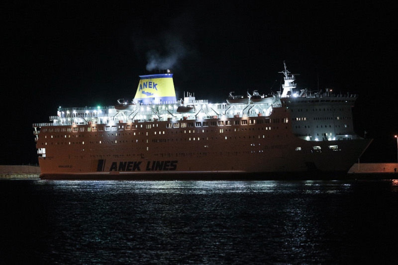 Ελευθέριος Βενιζέλος : Γιατί φεύγουν οι υγιείς – Σε «νοσοκομείο» μετατρέπεται το πλοίο