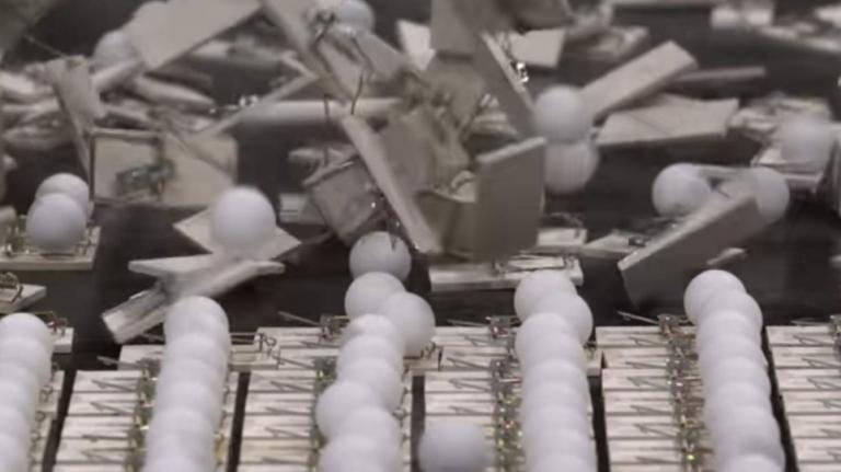 Κοροναϊός: Το viral βίντεο για τη σημασία των αποστάσεων