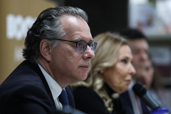 Κουμουτσάκος: Έμπρακτη αλληλεγγύη για δίκαιο καταμερισμό προσφύγων