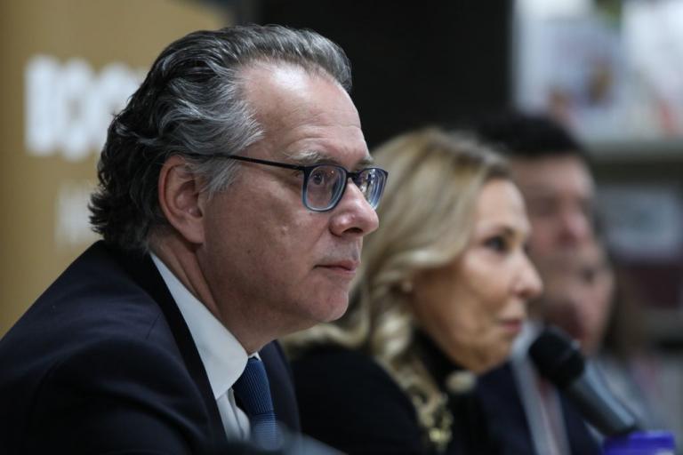 Κουμουτσάκος: Έμπρακτη αλληλεγγύη για δίκαιο καταμερισμό προσφύγων