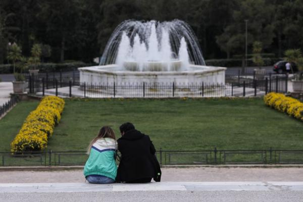 Ούτε βεβαιότητες ούτε προβλέψεις…