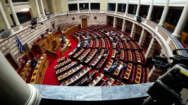 Κοροναϊός : Κατατέθηκε ο συμπληρωματικός προϋπολογισμός