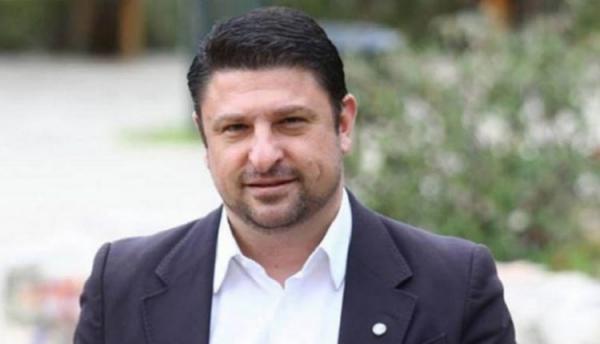 Κερκυραίοι διασκεύασαν δημοτικό τραγούδι για χάρη του… Νίκου Χαρδαλιά