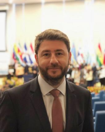 Νίκος Ανδρουλάκης : Ο κοροναϊός απειλεί τη διατροφική αλυσίδα