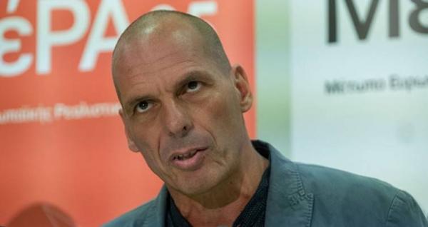 Ο Βαρουφάκης ξαναπήγε στην Αίγινα – Δικογραφία από το λιμεναρχείο