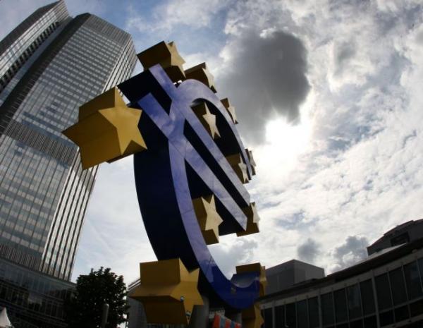 Κοροναϊός : Σχέδιο Μάρσαλ προτείνει η Κομισιόν – Μαίνεται ο διχασμός της ΕΕ για το ευρωομόλογο