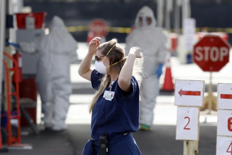 Η επαρχία με κοροναϊό: «Φέτος δεν θα έρθουν τα εγγόνια το Πάσχα»