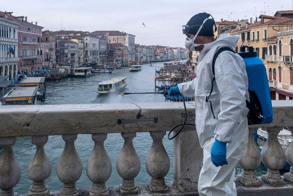 Μαζικά τεστ : Ο λόγος που η Βενετία έχει 12 φορές λιγότερους θανάτους από το Μιλάνο