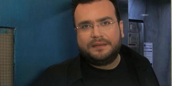 Φίλιππος Καμπούρης : Με εγκεφαλικό στο νοσοκομείο ο παρουσιαστής