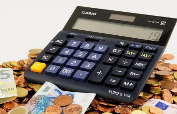 Όσα πρέπει να γνωρίζετε για εκπτώσεις φόρων, 800 ευρώ και έξτρα δώρο