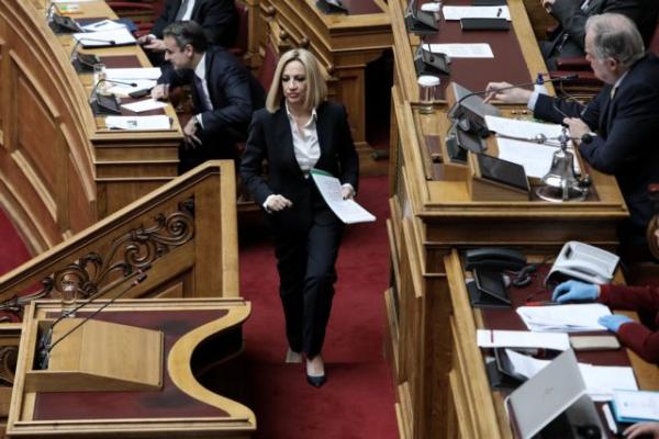 Γεννηματά : «Έλλειμμα γενναιοδωρίας από Μητσοτάκη – Χαίρομαι που ο Τσίπρας υιοθέτησε θέσεις του ΚΙΝΑΛ»