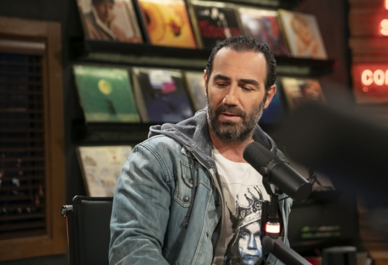 Αντώνης Κανάκης : Το συγκλονιστικό βίντεο για τον κοροναϊό