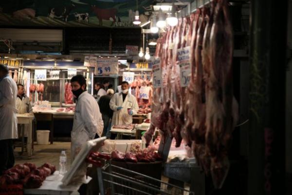 «Φωτιά» το… delivery στη Βαρβάκειο – Φέρνουν ακόμα και μαγειρίτσα!