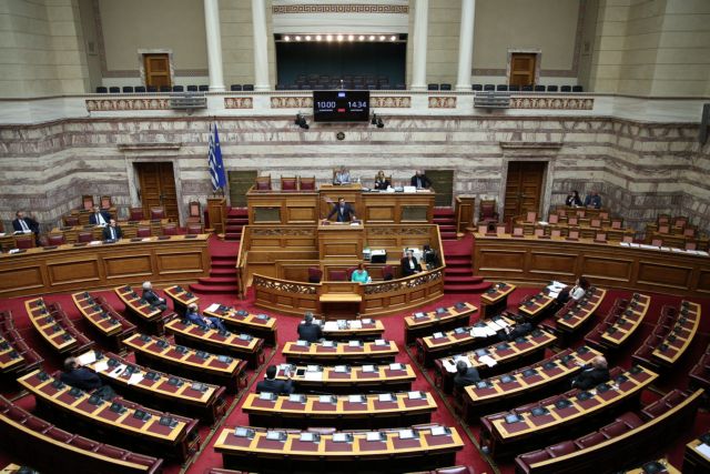 Κοροναϊός : Την Πέμπτη ενημερώνει τη Βουλή ο Μητσοτάκης για την οικονομική κρίση
