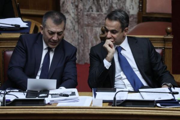 Το υπ. Εργασίας «απαντά» στον Τσίπρα: Είτε αγνοεί τι γίνεται είτε σπεκουλάρει