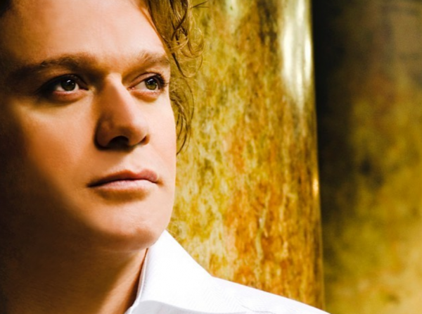 Πέτρος Γαϊτάνος : Ελληνας γιατρός στο Λονδίνο μου ζήτησε να του ψάλλω για κουράγιο