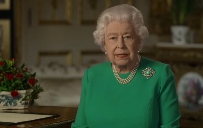 Κοροναϊός : Ιστορικό διάγγελμα της βασίλισσας Ελισάβετ – «Μαζί θα νικήσουμε τη νόσο»
