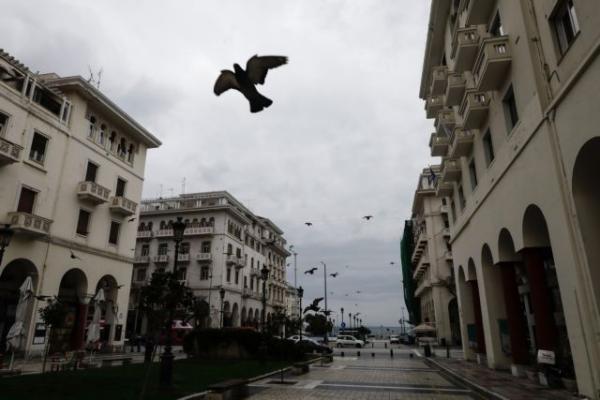 Κοροναϊός : Μικρές νίκες ενάντια στον εχθρό, ενώ ήδη θρηνούμε 63 θύματα – Εγκληματικός ο εφησυχασμός