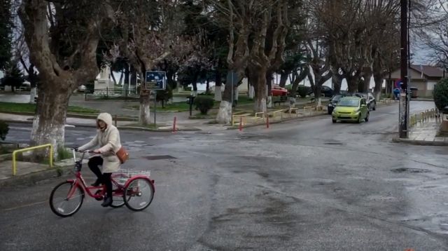 Έξαλλοι οι γουνοποιοί στην Καστοριά – Τους κατηγορούν πως «έφεραν» τον κοροναϊό από το Μιλάνο