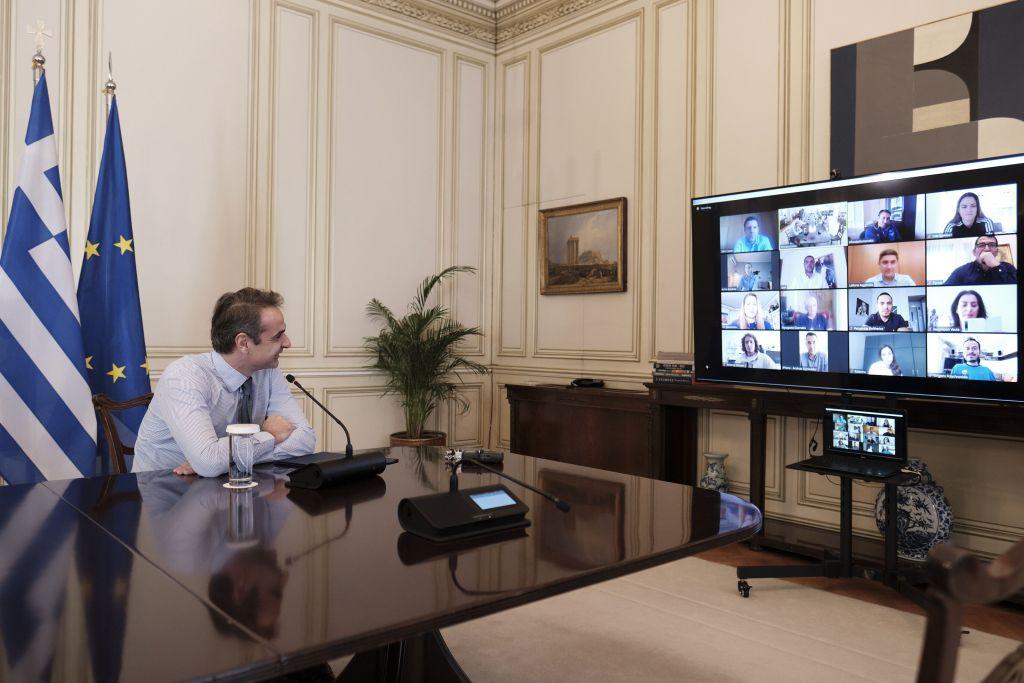 Κοροναϊός – Ζήσε αθλητικά : Τηλεδιάσκεψη Μητσοτάκη με ολυμπιονίκες και πρώην πρωταθλητές