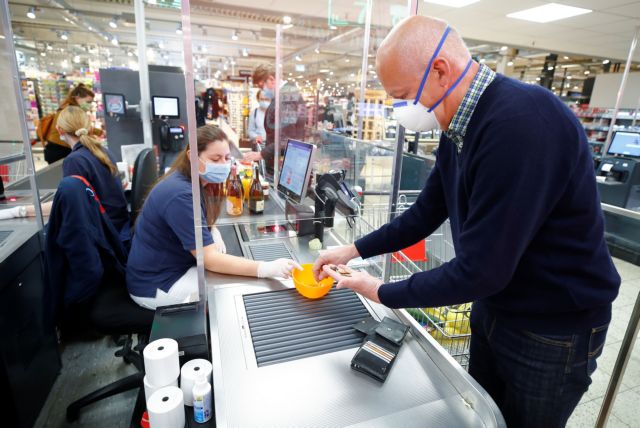 Ο δεκάλογος της μάσκας: Τι αλλάζει από 4 Μαΐου – Όσα πρέπει να τηρούμε και να προσέχουμε