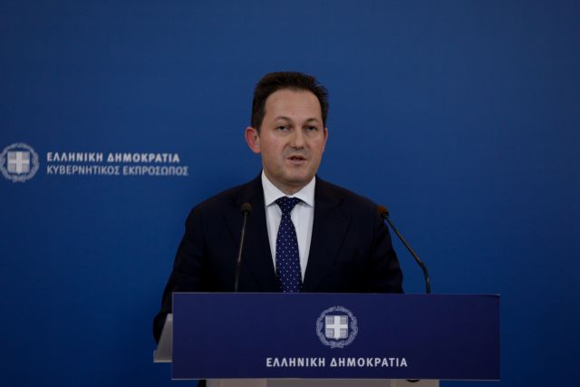 Πέτσας για τις Εκκλησίες: Θα φροντίσουμε να μην υπάρξει συνωστισμός