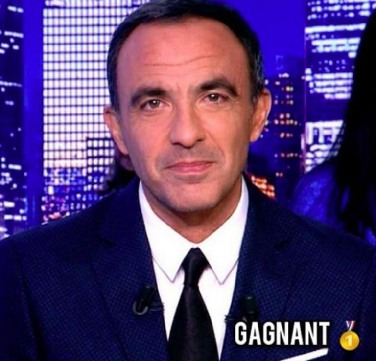 Νίκος Αλιάγας: Τραγουδά μαζί με διάσημους Γάλλους για το ιατρικό προσωπικό