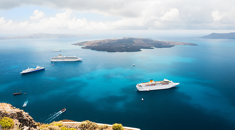 Σε παράδεισο για διακοπές την εποχή του κοροναϊού αναδεικνύεται η Ελλάδα