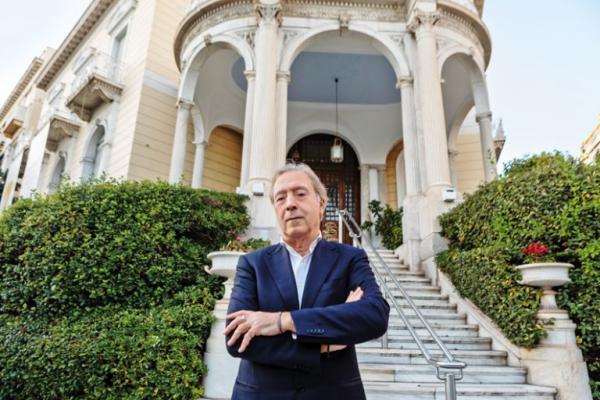 Κορυφαίο διεθνές  βραβείο στον διευθυντή του Μουσείου Κυκλαδικής Τέχνης Νίκο Σταμπολίδη