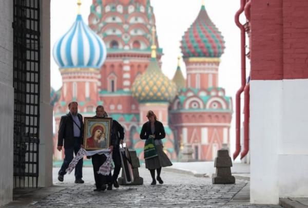 Αριθμοί – σοκ για τη Μόσχα: Στις 300.000 φτάνουν τα κρούσματα κοροναϊού