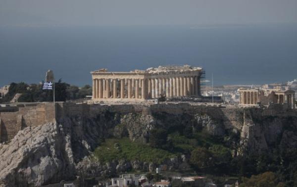 Δύο στους τρεις Έλληνες δεν τα βγάζουν πέρα – Σε δεινή θέση έναντι των άλλων Ευρωπαίων