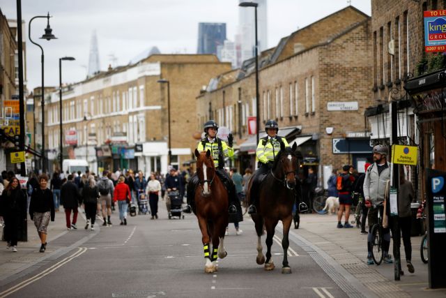 Μεγάλη Βρετανία: Προετοιμασία για άρση της καραντίνας «σε φάσεις»