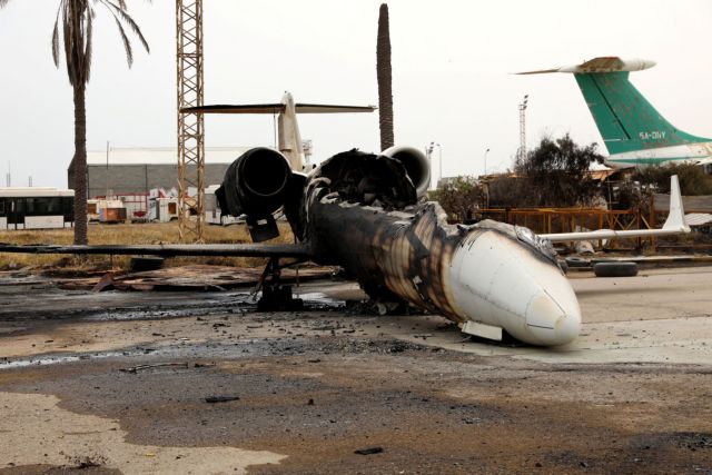 Μπορέλ: Η ΕΕ είναι σε θέση να εμποδίσει την παράδοση όπλων δια θαλάσσης στη Λιβύη