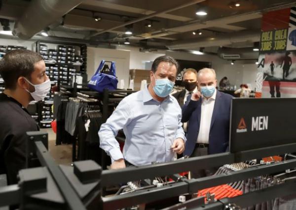 Μάσκα, αντισηπτικά και απολύμανση στα εμπορικά κέντρα: Αυτοψία Γεωργιάδη – Παπαθανάση