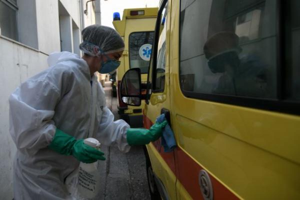 Μέλος Επιτροπής για τον κοροναϊό στο MEGA: Με φοβίζει το επόμενο διάστημα