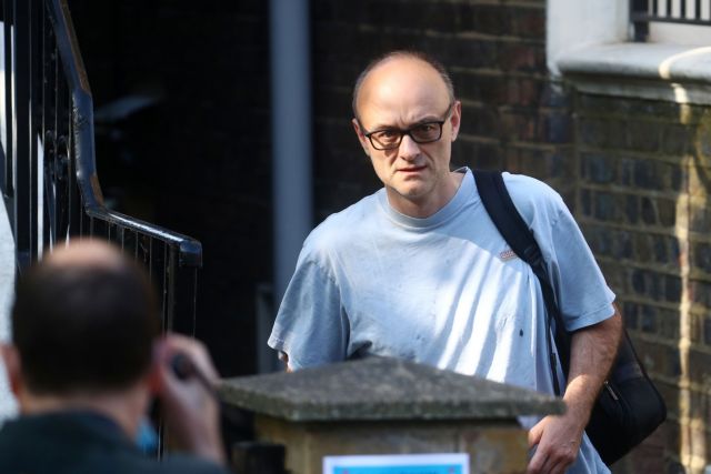 «Κόκκινη γραμμή» στην υπόθεση Κάμινγκς βάζει ο Μπόρις Τζόνσον