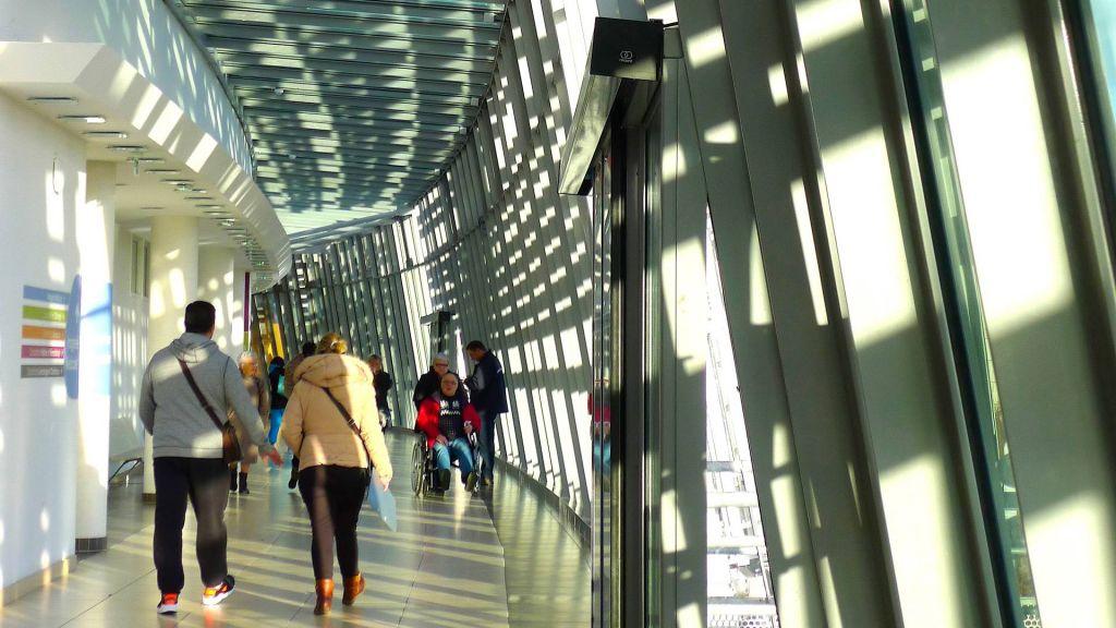 Κοροναϊός : Έως το 10% έχει μολυνθεί στις πιο επιβαρυμένες περιοχές της Γαλλίας