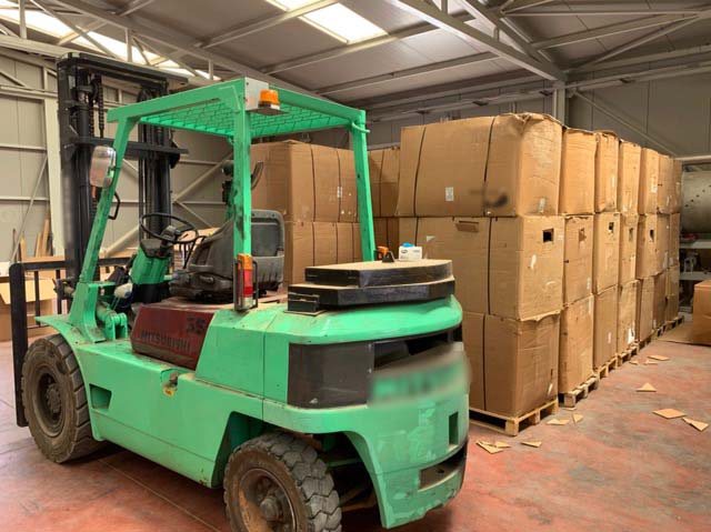 Είχαν στήσει εργοστάσιο παραγωγής λαθραίου καπνού – Πέντε συλλήψεις