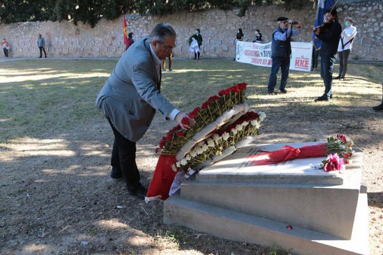 Στεφάνι στο Σκοπευτήριο της Καισαριανής κατέθεσε ο Δ. Κουτσούμπας