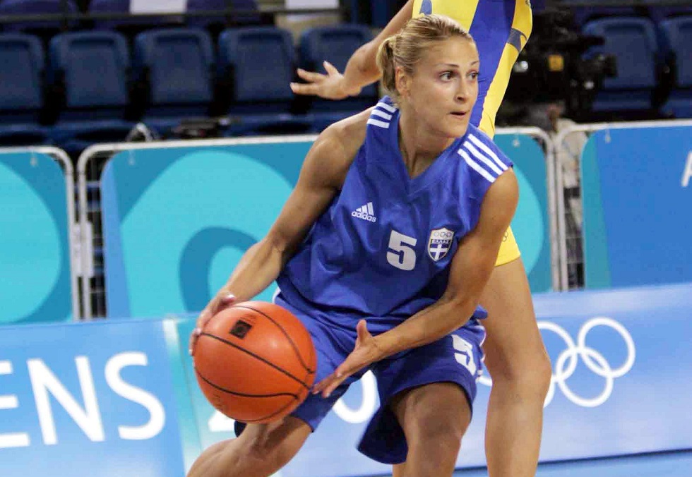 Η Κωστάκη στο πλευρό του Φασούλα