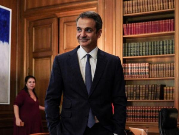 Mitsotakis seeks New Deal with labour to push pandemic recovery plan