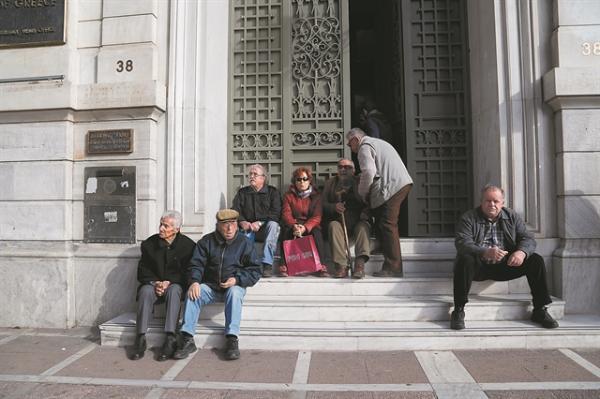 Οκτώβριο και… βλέπουμε οι πληρωμές των νέων αναδρομικών