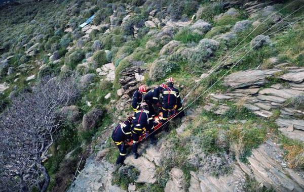 Κρήτη : Συναγερμός για νεαρό που έπεσε σε φαράγγι