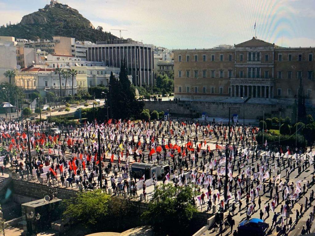 Εργατική Πρωτομαγιά : Συγκέντρωση του ΠΑΜΕ στο Συνταγμα