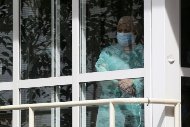 Κοροναϊός : 163 νεκροί, 2.834 κρούσματα – Οι προειδοποιήσεις των ειδικών